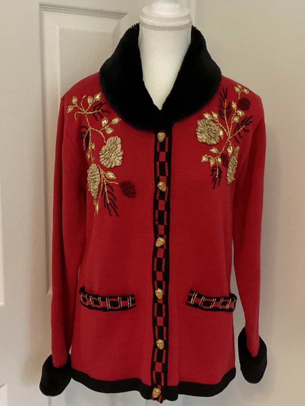 ✨ Rare Vintage Storybook Knits Cardigan Faux Fur Collar - size S